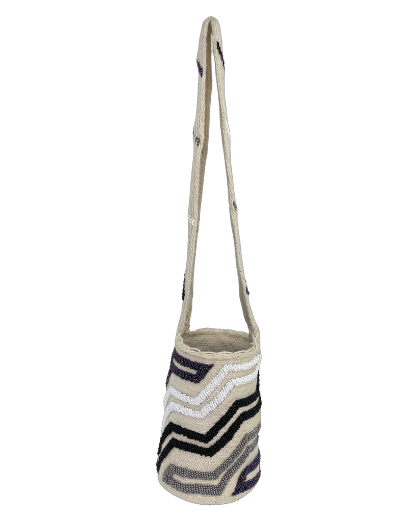Wayuu hand beaded bag - Wayra Beachwear